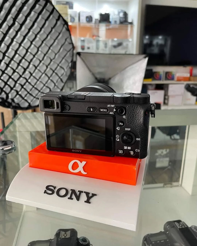 KIT SONY ALPHA A6600 + TAMRON 35mm f2.8 SEMI NOVA
